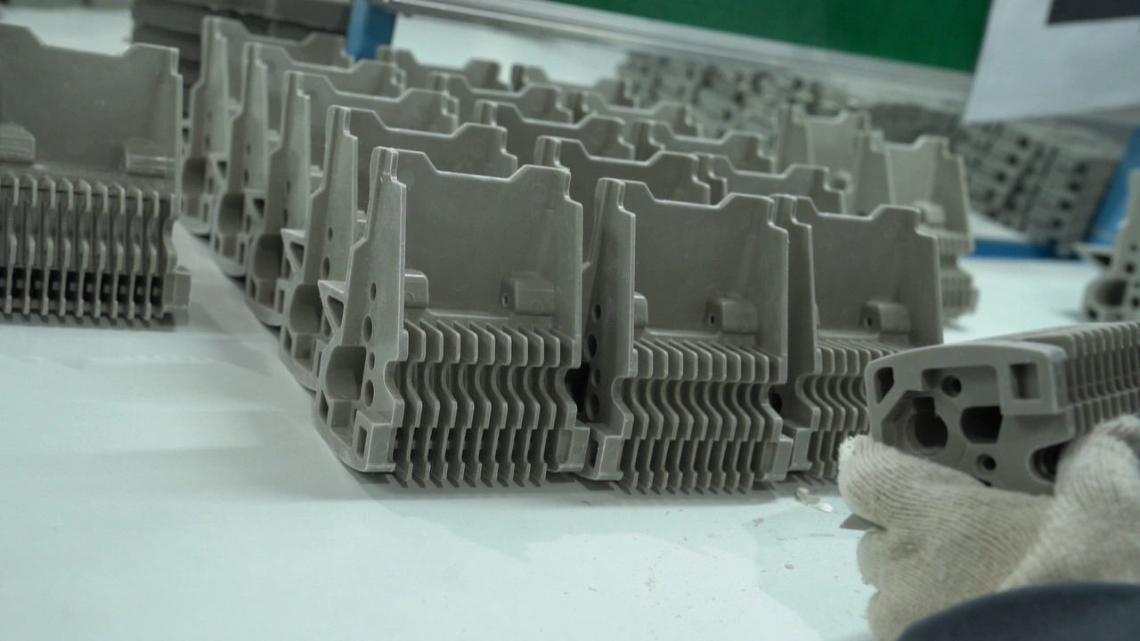 Thermoset Moulded Components